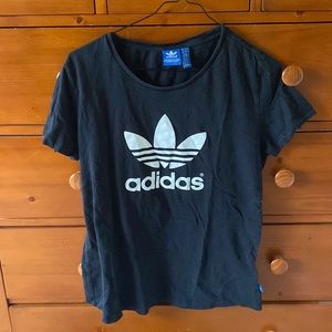 Adidas Black Logo T-shirt - Large (youth)